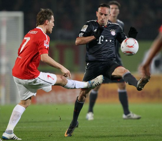 为努涅斯提 为努涅斯提